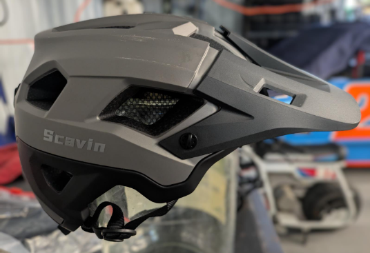Scavin Bike Helmet